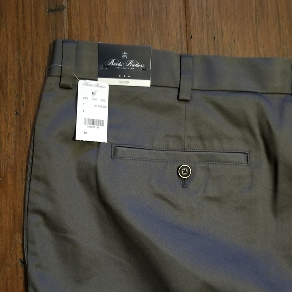 Brooks brothers shorts - Picture 2 of 6